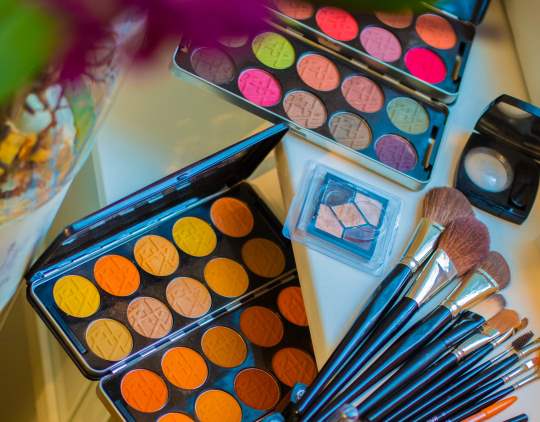 02 makeup